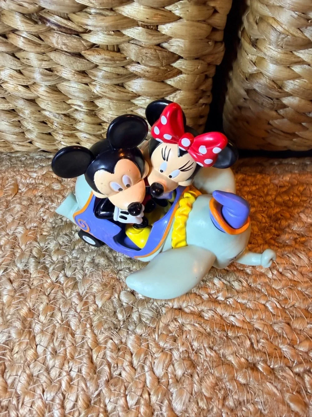 NWT Disney Parks Mickey & Minnie Ride-On Dumbo Pull Back Toy